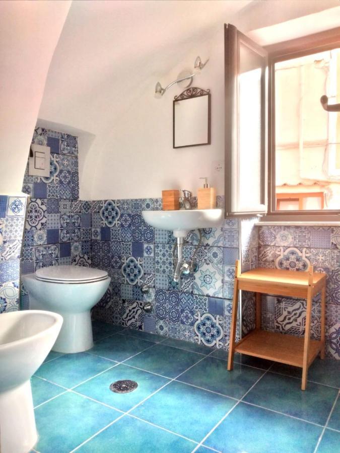 Casa Adriano Apartment Procida Exterior photo